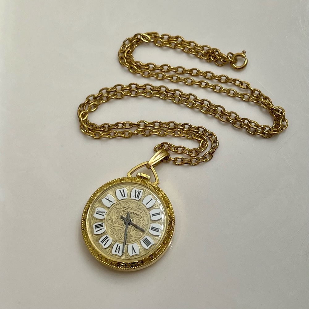 Lucerne Gold Pocket Watch Necklace - Picture 4 of 5